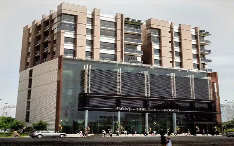 Madina Soleman Tower has a cooling capacity of 580 TR (YVAA).